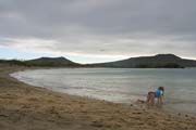 20070803n_S_FloreanaPostOfficeBay_Beach